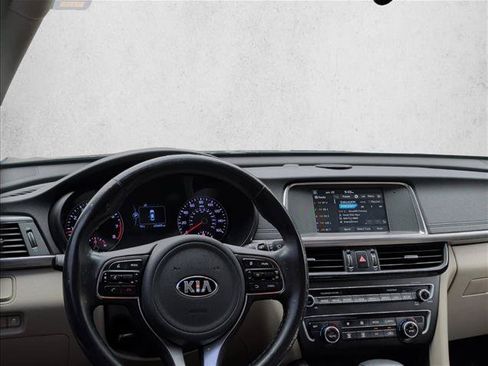 Used 2018 Kia Optima EX FWD image 16