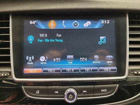 Used 2018 Buick Encore Preferred FWD image 25