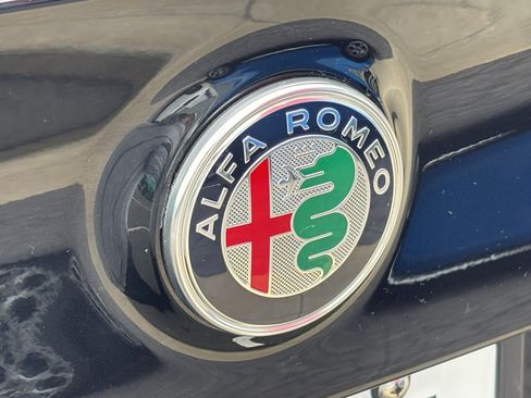 Certified 2023 Alfa Romeo Giulia Ti AWD/4WD image 15