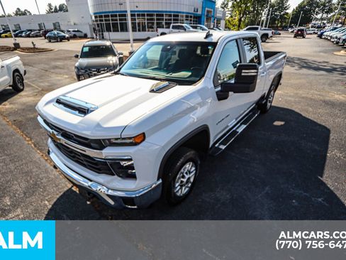 Used 2024 Chevrolet Silverado 2500 LT image 20