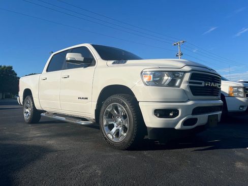 Used 2019 RAM 1500 Big Horn AWD/4WD image 1