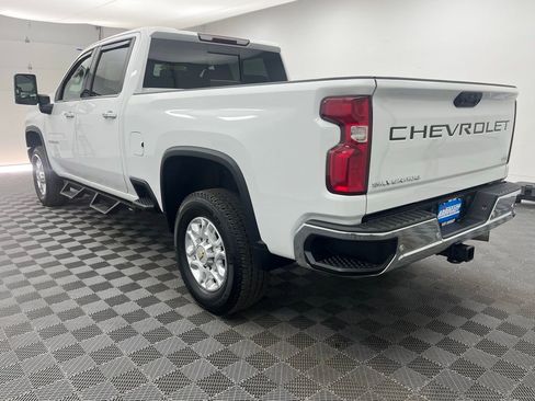 Used 2021 Chevrolet Silverado 2500 LTZ w/ LTZ Plus Package image 16