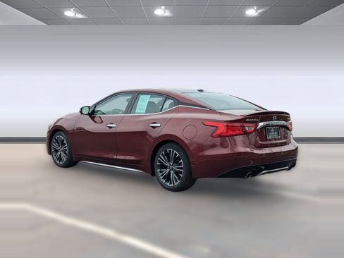 Used 2017 Nissan Maxima Platinum w/ Medallion Package image 3