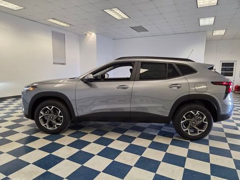 New 2026 Chevrolet Trax LT w/ Driver Confidence Package image 4