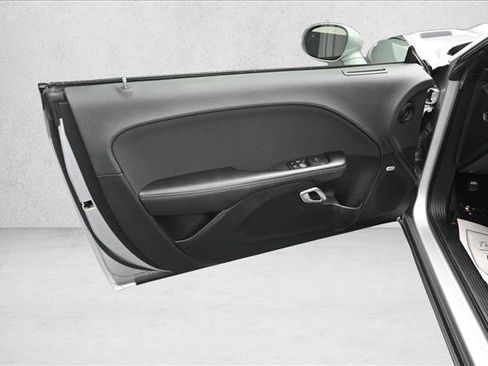 Used 2022 Dodge Challenger R/T Scat Pack w/ Driver Convenience Group RWD image 19