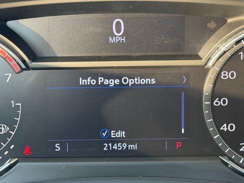 Used 2022 Cadillac XT4 Premium Luxury w/ Enhanced Visibility Package FWD image 31