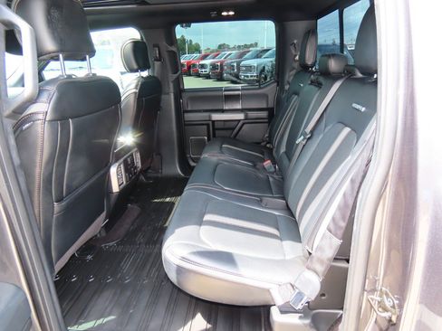 Used 2018 Ford F150 Platinum w/ Equipment Group 701A Luxury image 21