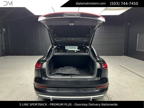 Used 2023 Audi e-tron Premium Plus AWD/4WD image 46