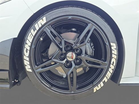 Used 2024 Chevrolet Corvette Stingray Coupe w/ 1LT image 15