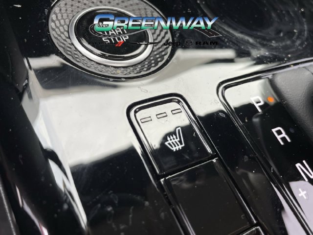 Used 2025 Kia Niro EX Touring FWD image 22