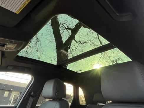 Used 2023 Audi Q3 2.0T Premium image 17