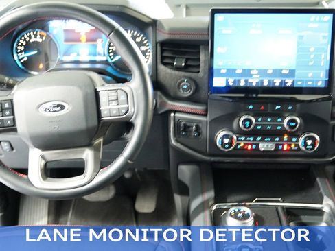 Used 2023 Ford Expedition Max Limited image 11