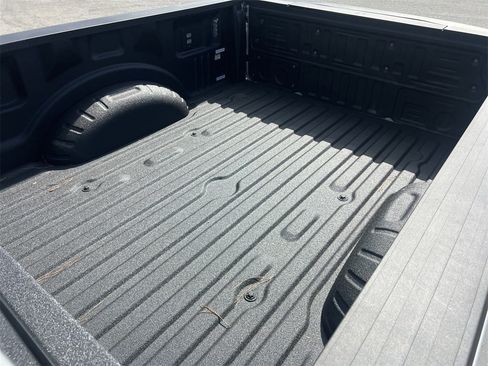 New 2026 Ford F250 Lariat w/ Black Appearance Package image 29