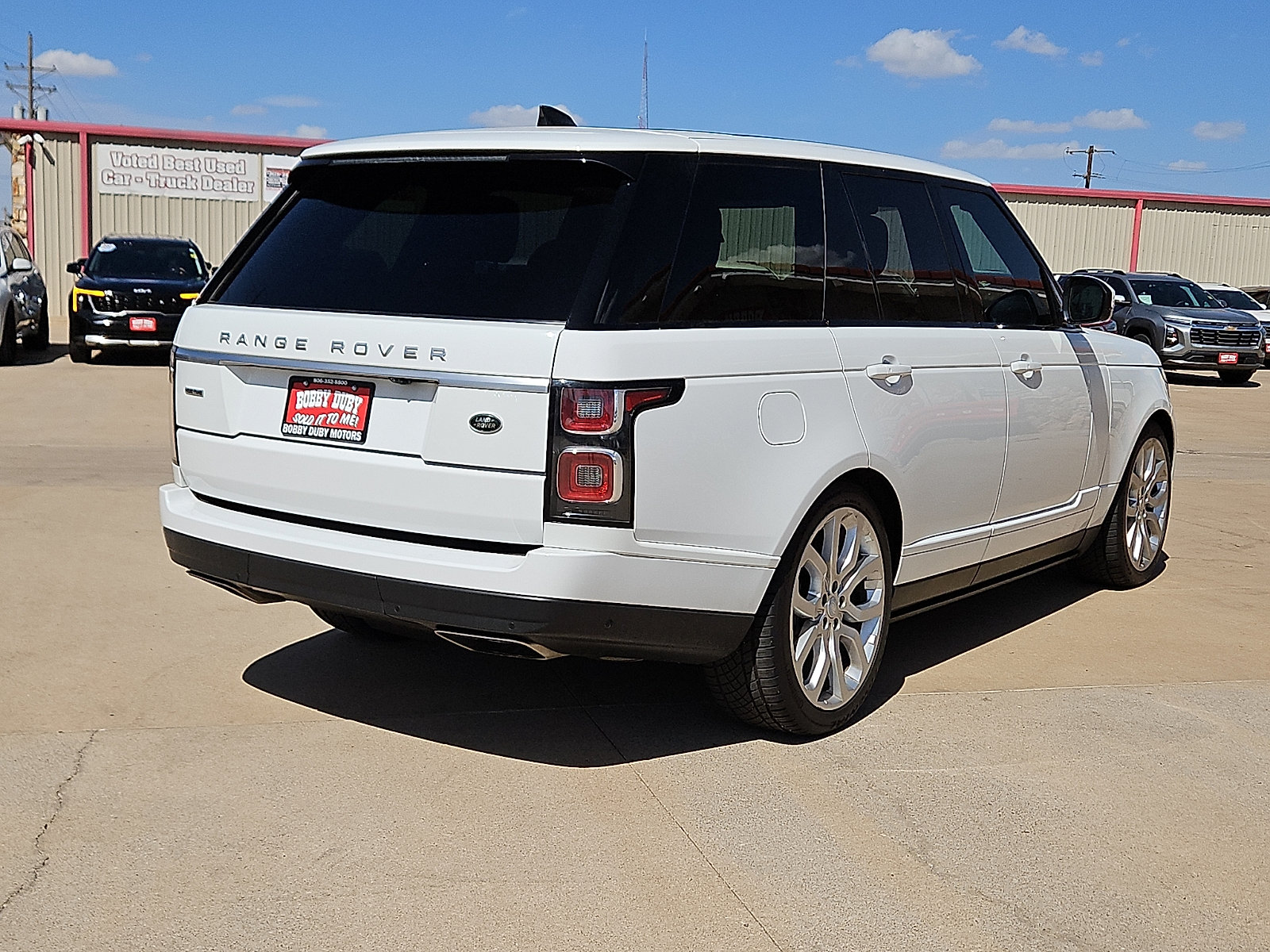 Used 2018 Land Rover Range Rover HSE AWD/4WD image 3