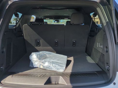 New 2026 Chevrolet Suburban LT w/ Comfort Package image 26