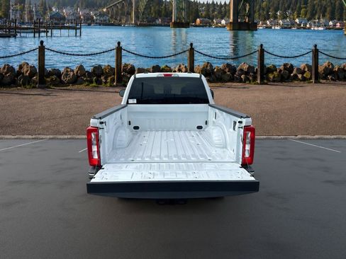 New 2026 Ford F250 XLT w/ FX4 Off-Road Package AWD/4WD image 9