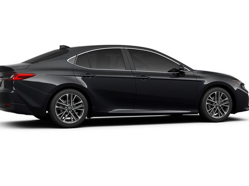 New 2026 Toyota Camry XLE w/ Premium Plus Package AWD/4WD image 11