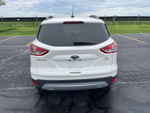 Used 2014 Ford Escape SE w/ Equipment Group 201A AWD/4WD image 8