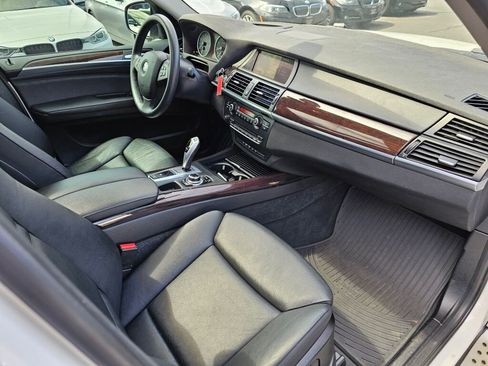 Used 2013 BMW X5 xDrive35i image 12