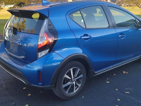 Used 2018 Toyota Prius C Two image 3
