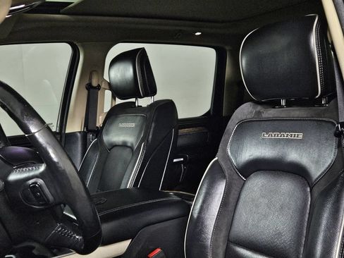 Used 2019 RAM 1500 Laramie RWD image 24