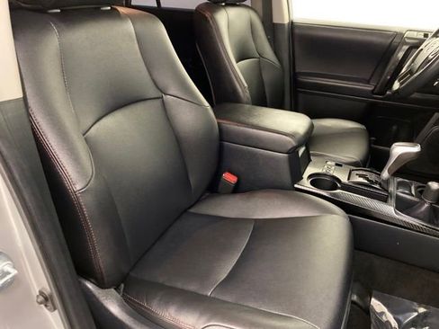 Certified 2022 Toyota 4Runner TRD Off-Road Premium image 36