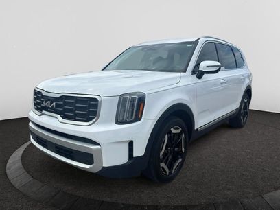 Used 2025 Kia Telluride S