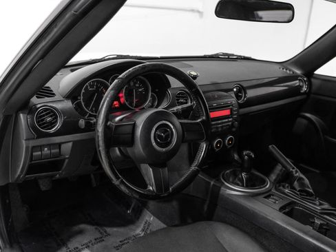 Used 2013 MAZDA MX-5 Miata Sport RWD image 17