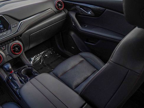 Used 2022 Chevrolet Blazer RS w/ Enhanced Convenience Package image 28