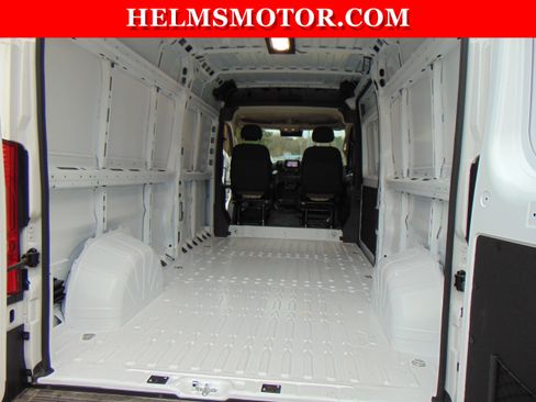 New 2026 RAM ProMaster 2500 w/ Convenience Group image 19