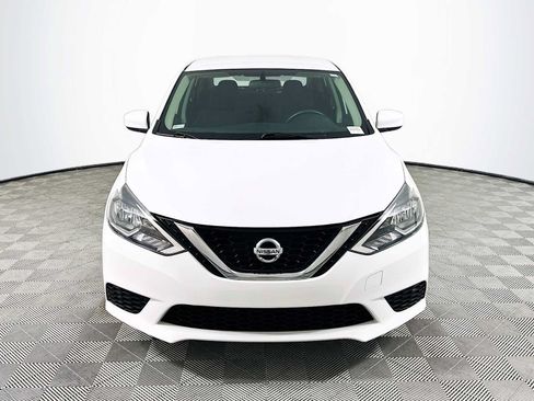 Used 2019 Nissan Sentra S FWD image 2