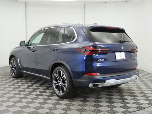Used 2026 BMW X5 xDrive40i image 8
