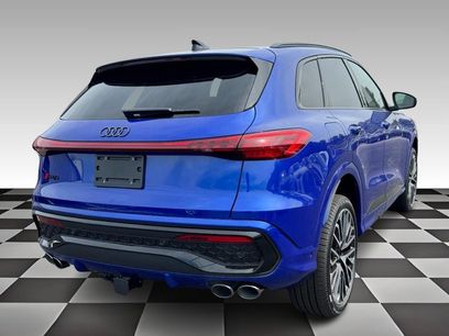 New 2025 Audi SQ5 Premium Plus