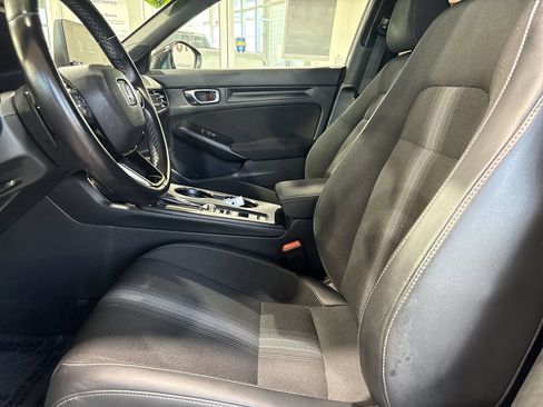 Used 2023 Honda Civic Sport image 11