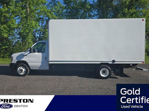 Used 2024 Ford E-450 and Econoline 450 Super Duty w/ Power Windows & Locks Group RWD image 3