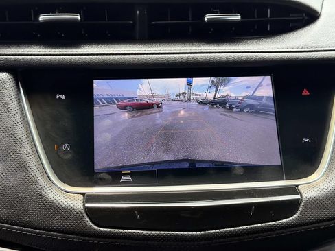 Used 2022 Cadillac XT6 Luxury FWD image 27