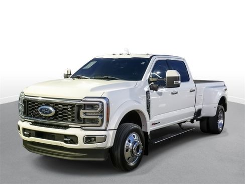 Used 2023 Ford F450 Limited w/ FX4 Off-Road Package image 4