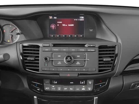 Used 2017 Honda Accord LX-S image 10