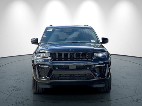 New 2026 Jeep Grand Cherokee L Limited AWD/4WD image 9