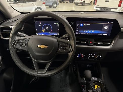 Used 2026 Chevrolet TrailBlazer LS AWD/4WD image 27