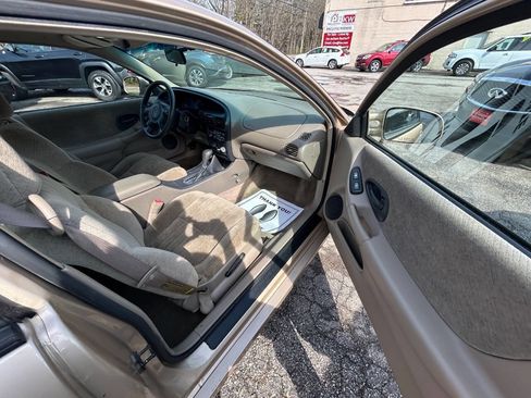 Used 2001 Pontiac Grand Prix GT w/ Opt Pkg 1 image 7