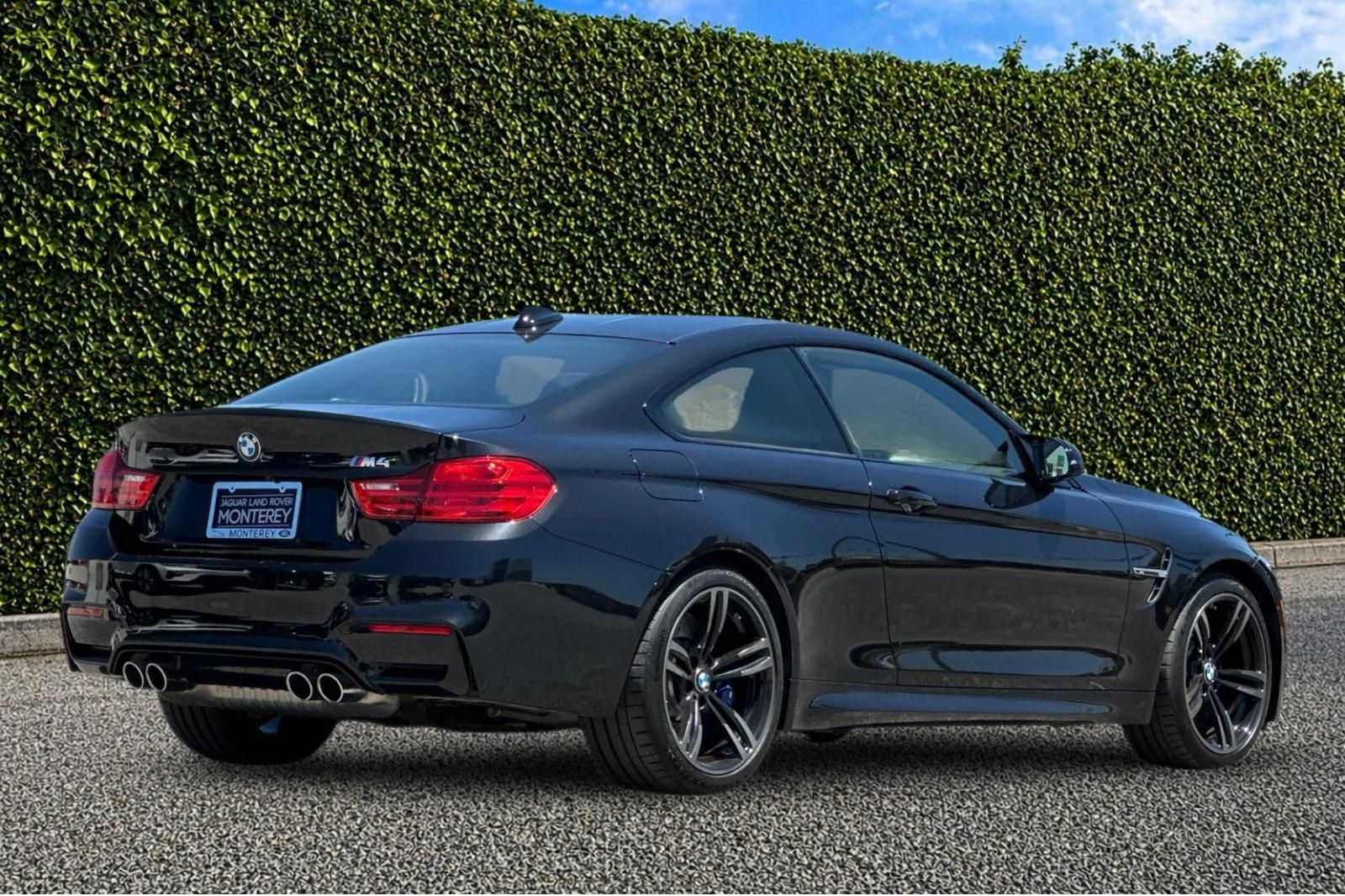 Used 2015 BMW M4 Coupe RWD image 4