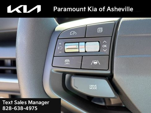 New 2025 Kia K4 LXS image 24