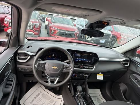 New 2026 Chevrolet TrailBlazer LT w/ LT Cold Weather Package AWD/4WD image 14