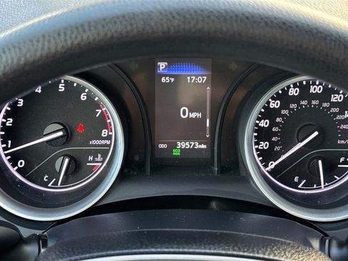 Certified 2023 Toyota Camry LE image 21