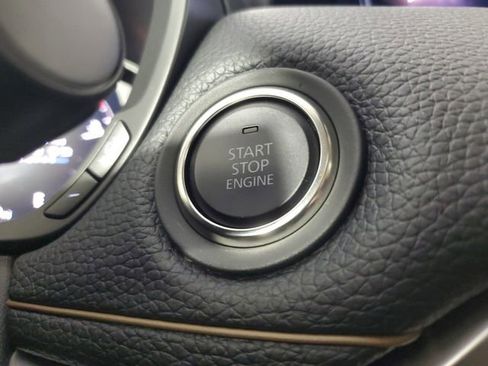 Certified 2025 MAZDA CX-70 3.3 Turbo w/ Premium Package image 33