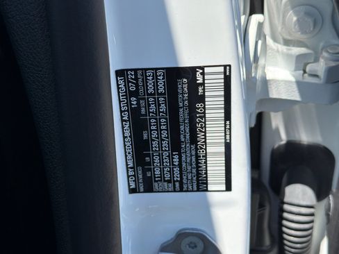 Certified 2022 Mercedes-Benz GLB 250 4MATIC image 35