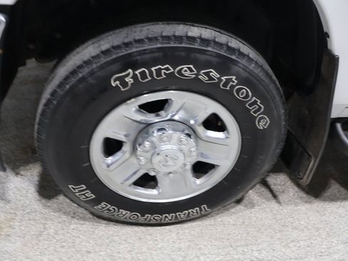 Certified 2019 RAM 2500 Tradesman w/ Chrome Appearance Group image 12