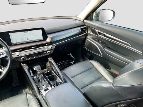 Used 2025 Kia Telluride S AWD/4WD image 24