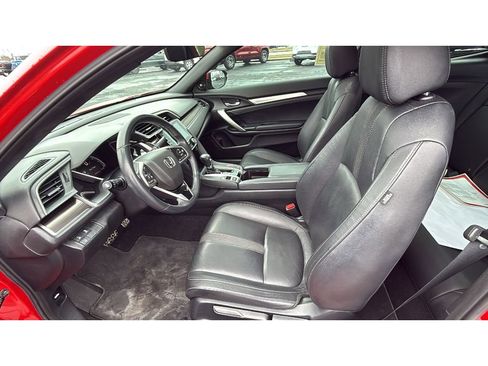 Used 2019 Honda Civic Touring image 25